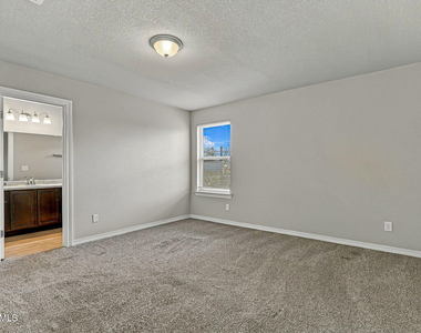 14548 Faxon Yucca - Photo Thumbnail 15