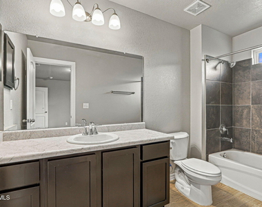 14548 Faxon Yucca - Photo Thumbnail 18