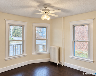 694 Main Street - Photo Thumbnail 8