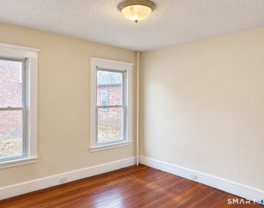 694 Main Street - Photo Thumbnail 10