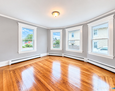 6 Spring Street - Photo Thumbnail 8