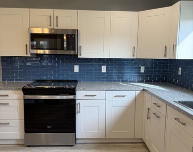 432 Pepper Street - Photo Thumbnail 11