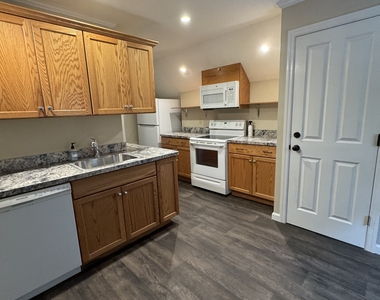210 Prospect Avenue - Photo Thumbnail 11