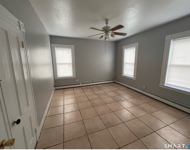 492 Broad Street - Photo Thumbnail 2