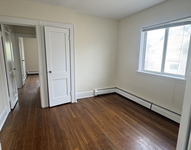 88 Gregory Boulevard - Photo Thumbnail 6