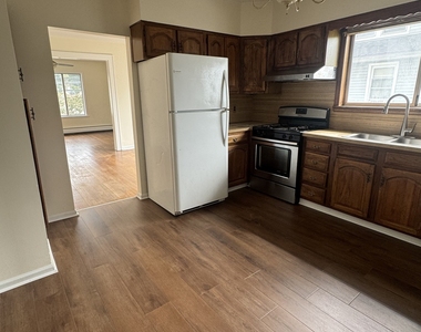 88 Gregory Boulevard - Photo Thumbnail 3