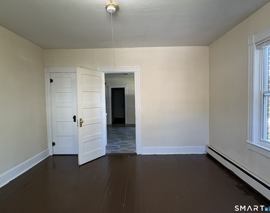 240-242 Washington Street - Photo Thumbnail 1