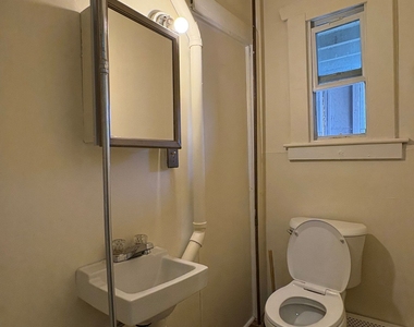 240-242 Washington Street - Photo Thumbnail 9