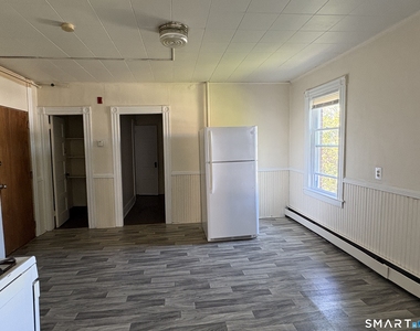 240-242 Washington Street - Photo Thumbnail 2