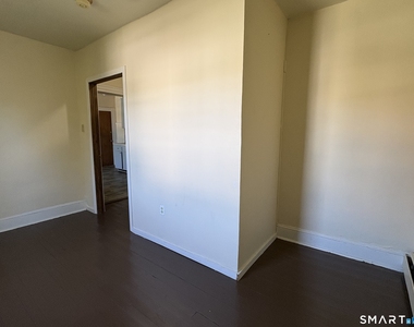 240-242 Washington Street - Photo Thumbnail 7