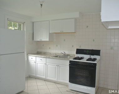 28 Garden Drive - Photo Thumbnail 3