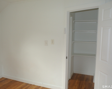 28 Garden Drive - Photo Thumbnail 14