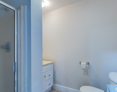 11 Lawrence Street - Photo Thumbnail 9