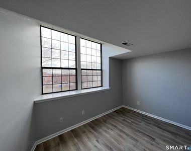 15 Prospect Street - Photo Thumbnail 9