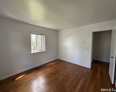 12 Taylor Avenue - Photo Thumbnail 13