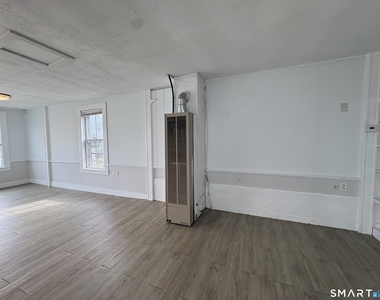 238 Main Street - Photo Thumbnail 4