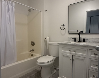 1414 Whitney Avenue - Photo Thumbnail 6
