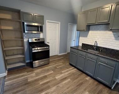 227 Newfield Avenue - Photo Thumbnail 3