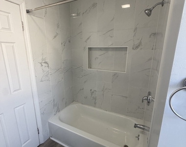 227 Newfield Avenue - Photo Thumbnail 5