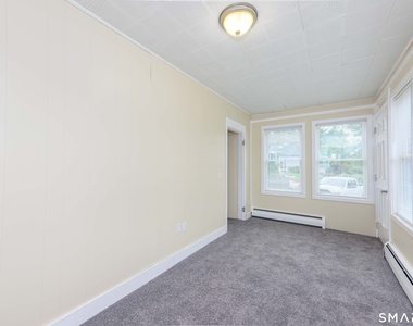 61 Elm Street - Photo Thumbnail 4