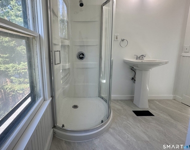 23 Quintard Avenue - Photo Thumbnail 13