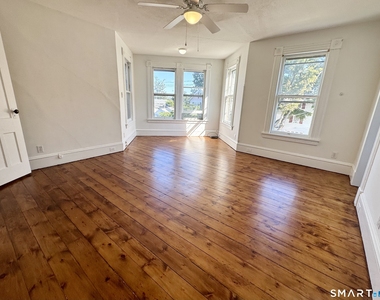 23 Quintard Avenue - Photo Thumbnail 8