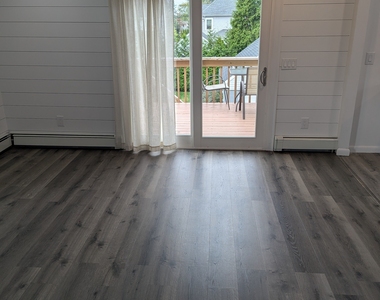 6 Hawkins Avenue - Photo Thumbnail 17