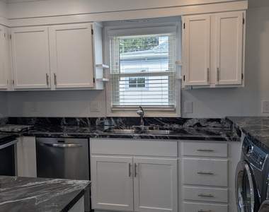 6 Hawkins Avenue - Photo Thumbnail 7