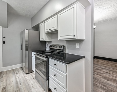 1326 Walters Ave - Photo Thumbnail 8