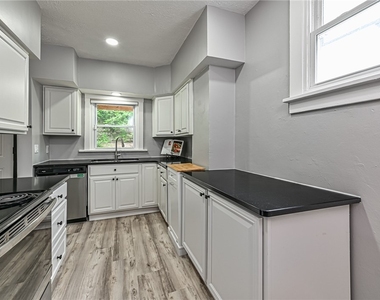 1326 Walters Ave - Photo Thumbnail 10