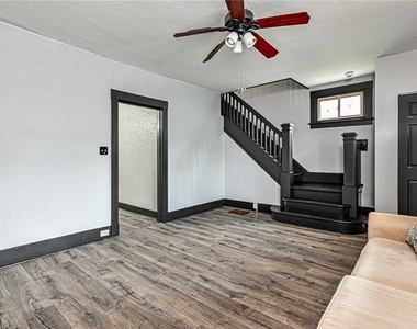 1326 Walters Ave - Photo Thumbnail 2
