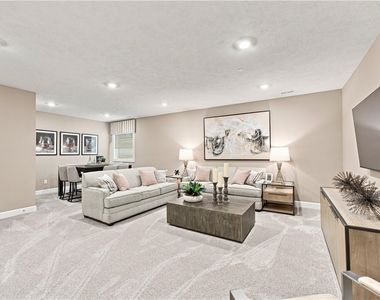 110 Hollow Oak Dr - Photo Thumbnail 24