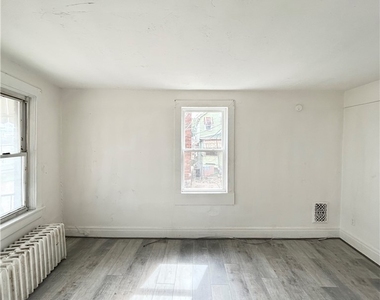 701 Freeport Road - Photo Thumbnail 2