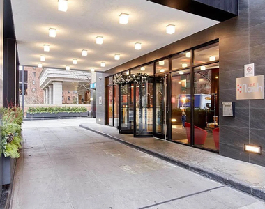 222 East 39th Street - Photo Thumbnail 7