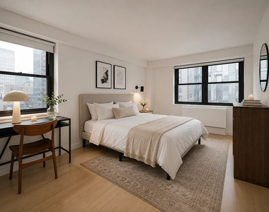 222 East 39th Street - Photo Thumbnail 3