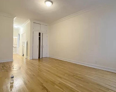 148 West 68th Street - Photo Thumbnail 1