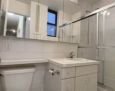 148 West 68th Street - Photo Thumbnail 2
