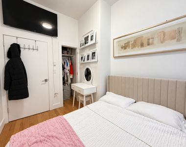 1627 Summerfield Street - Photo Thumbnail 11