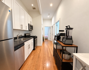 1627 Summerfield Street - Photo Thumbnail 4