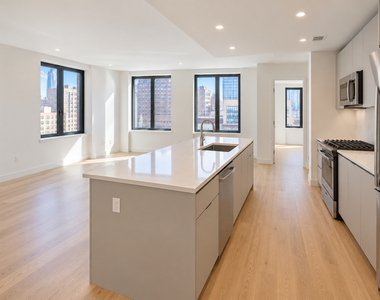 650 West 42nd Street - Photo Thumbnail 4