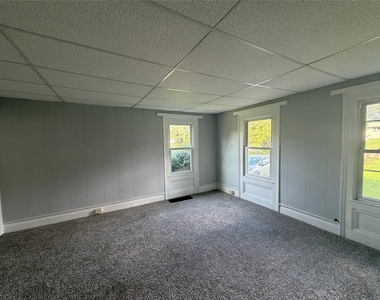 334 Main Street - Photo Thumbnail 17