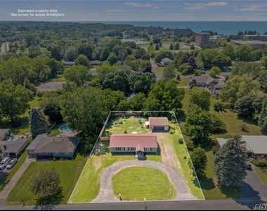 31 Franklin Avenue - Photo Thumbnail 18