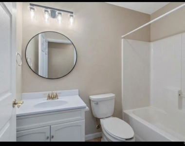 31 Franklin Avenue - Photo Thumbnail 14