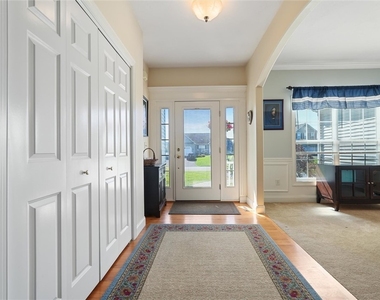 3705 Pegasus Circle - Photo Thumbnail 3