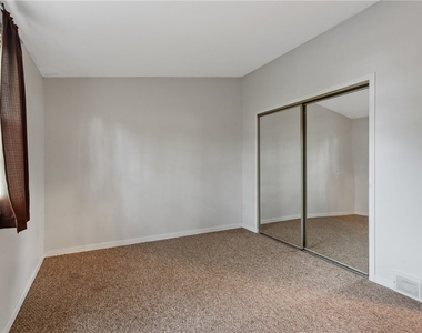 5444 Borgase Lane - Photo Thumbnail 17
