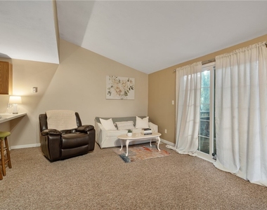 5444 Borgase Lane - Photo Thumbnail 9