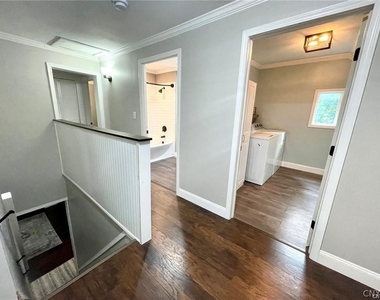 18 Washington Street - Photo Thumbnail 7