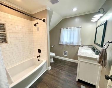 18 Washington Street - Photo Thumbnail 5