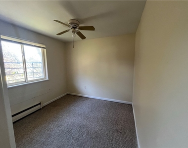 299 Mccall Road - Photo Thumbnail 3