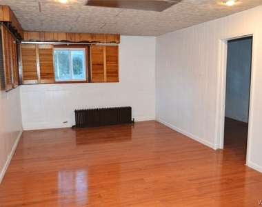 80 Vanderbilt Street - Photo Thumbnail 4